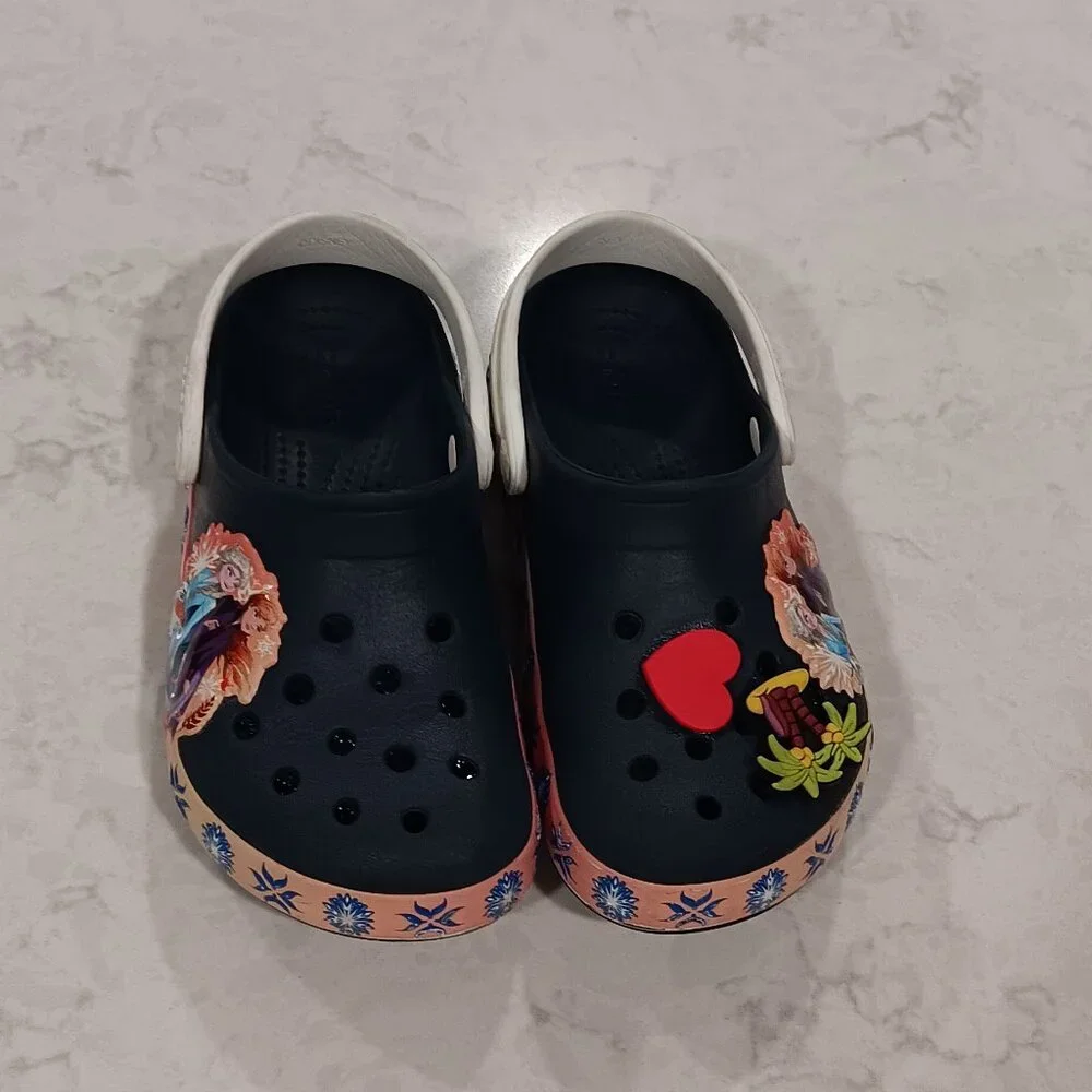 Disney Frozen II Iconic Comfort Crocs / Little Kid size 12 - Picture 8 of 9